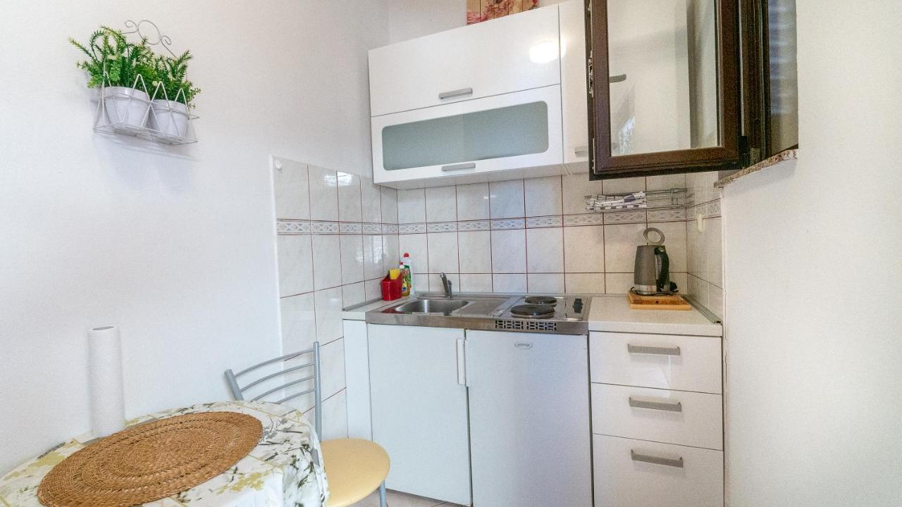 Lela 1 Lägenhet Bibinje Exteriör bild